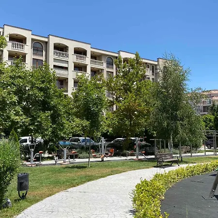 каскадас луксозни нови студия Sunny Beach