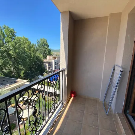 каскадас луксозни нови студия Apartment *